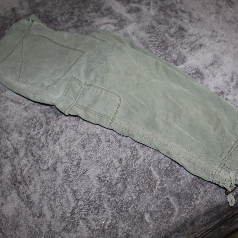 Time and True Cargo Capri 6